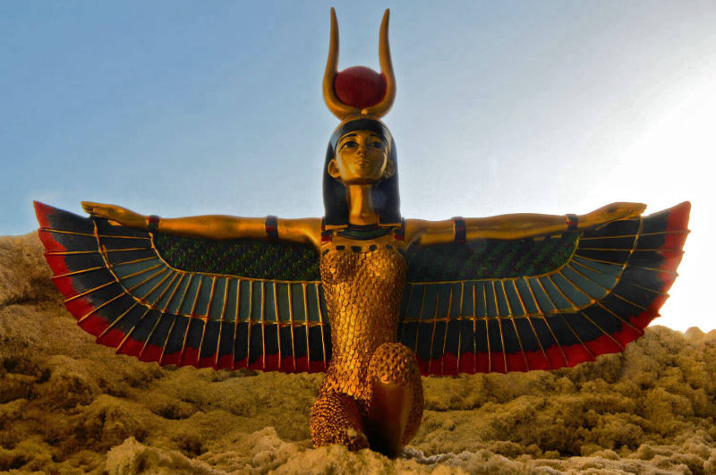 Statuette de la déesse égyptienne Isis (photographie : Philippe Contal)